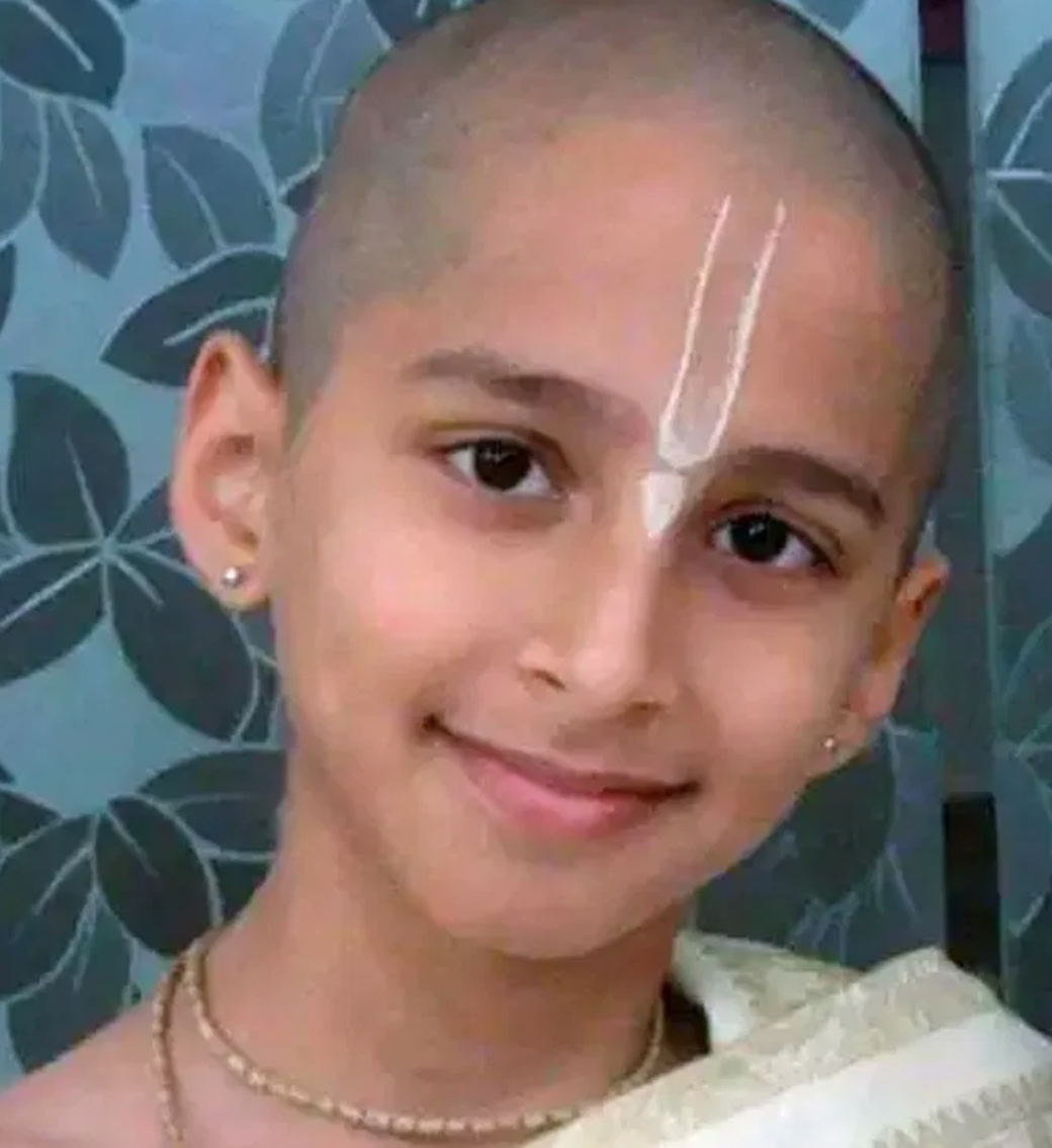 インド 14 歳 アナンド