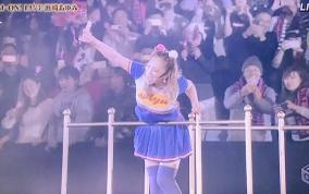 浜崎あゆみのフォトショ加工が酷すぎると再び話題