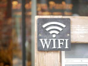 世界各地6,400万か所以上ある有料Wi-Fiに無料で接続する方法