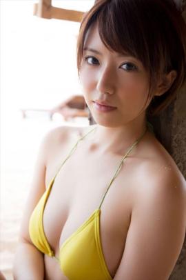 浅倉結希のEカップ水着グラビアがエロイイ！　【19枚】