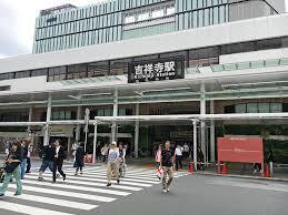 吉祥寺駅の男性用トイレがヤバすぎると話題