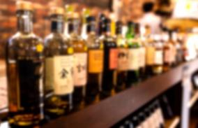 ジャパニーズウイスキーを定価販売している店舗について