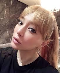浜崎あゆみツアー中に二日酔い・・インスタ投稿し炎上