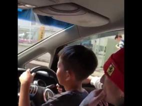 子供に運転させた動画が炎上、配管工を逮捕