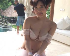 手コキ動画で引退した石原佑里子がバーレスク東京のダンサーに