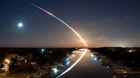 東京で観測された巨大な流れ星、破片がメルカリに高額出品される