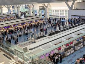 羽田空港国際線の優先レーンは誰でも利用可能という話