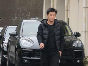 元ハンカチ王子斎藤佑樹、ポルシェをスポンサーにおねだり