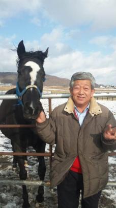 保険金目的で競走馬を射殺、牧場主榊明彦を逮捕