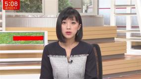 竹内由恵アナの下着が透け透けと話題
