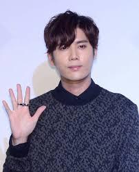 「SS501」キム・キュジョン、インスタに日本人彼女画像を誤爆