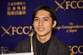 錦戸亮、セフレ人妻に寝顔画像を売られる
