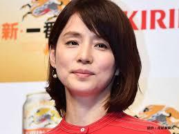 石田ゆり子「サラヴァ」デザイナー坂口直顕との合コン撮られる