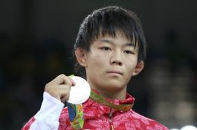 レスリング銀樋口黎選手に本番ゲイビデオ出演疑惑