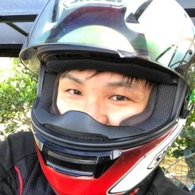 ツーリング中に自殺した引きこもりライダーが話題