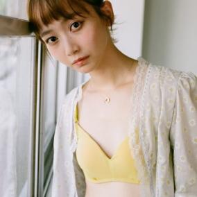 水戸なつめが貧乳すぎる、まな板レーズン下着モデルに