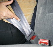 トヨタ車のシートベルト警告音を解除する方法