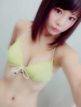 仮面女子川村虹花が動画で乳首をポロリ（動画）
