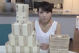 自称富豪YouTuber芹那の虚構が発覚し炎上