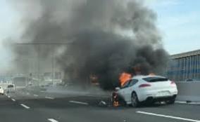 夢の絆クリニック久保田院長が無免許ポルシェで追突