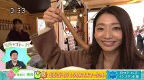 眞鍋かをりのソーセージ食レポが疑似フェラと話題