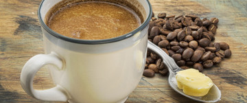 激裏ヘッドラインニュース 2014/09/25(木) 16時18分 コーヒーには砂糖でなくてバター？　アメリカで「ダイエットに効く」「脳が活性化する」と評判