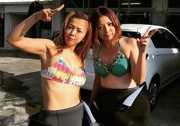 華原朋美のゴツすぎるビキニ姿が話題