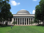 MIT_Building_10_and_the_Great_Dome,_Cambridge_MA.jpg