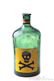 3.green-poison-bottle-23774612.jpg