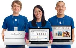 Apple-Employees.jpg