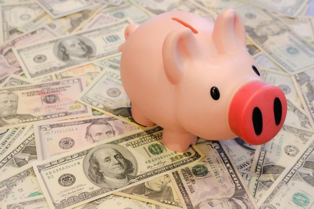 外貨と豚の貯金箱