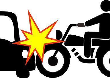 バイクと車の追突事故