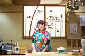 和服女性の寿司屋