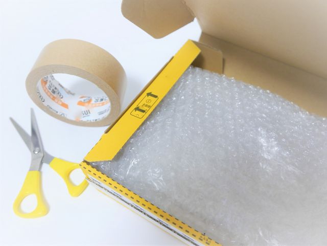 送り物の梱包