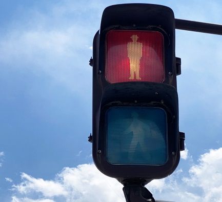 赤い歩行者信号