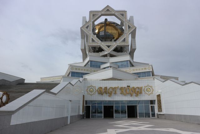 トルクメニスタンの建物