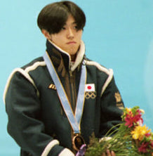 銅メダルを首にかけた日本代表選手