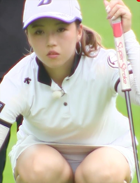 女子プロゴルファーパンチラ